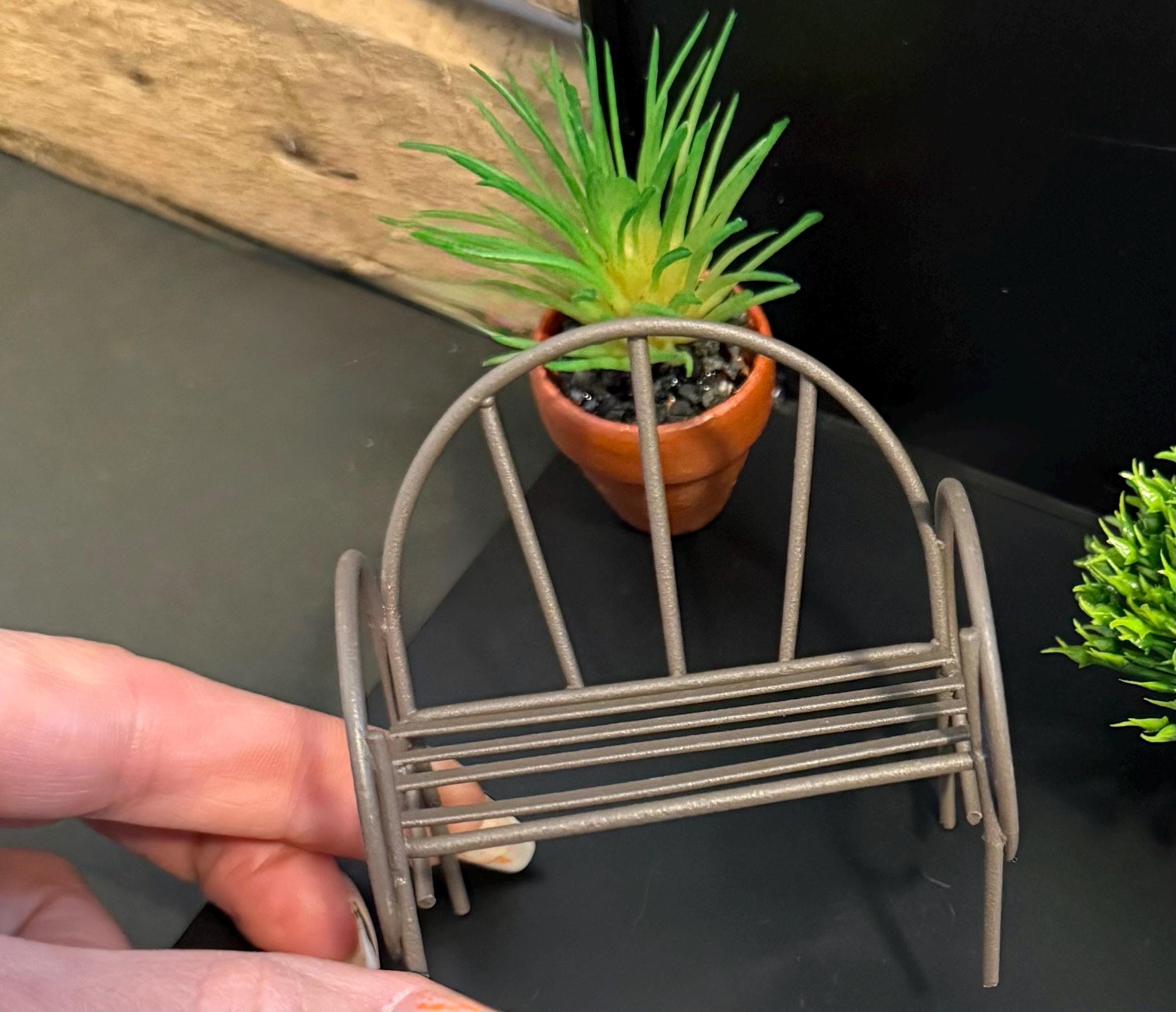 miniature rustic outdoor  bench-1:12 scale