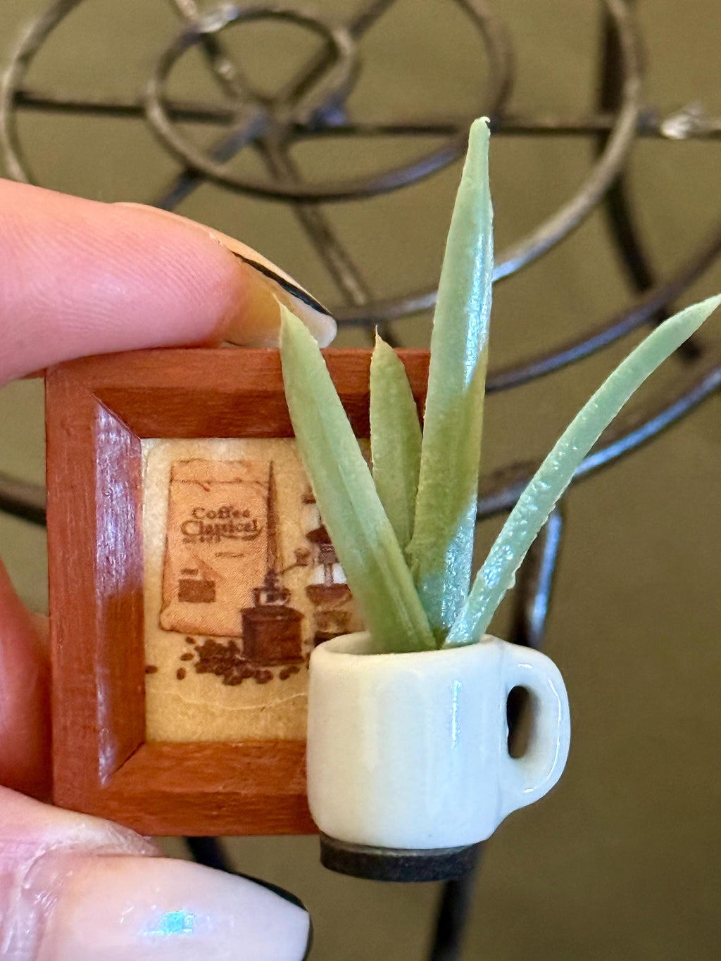 Mini framed art and coffee mug planter-dollhouse scale