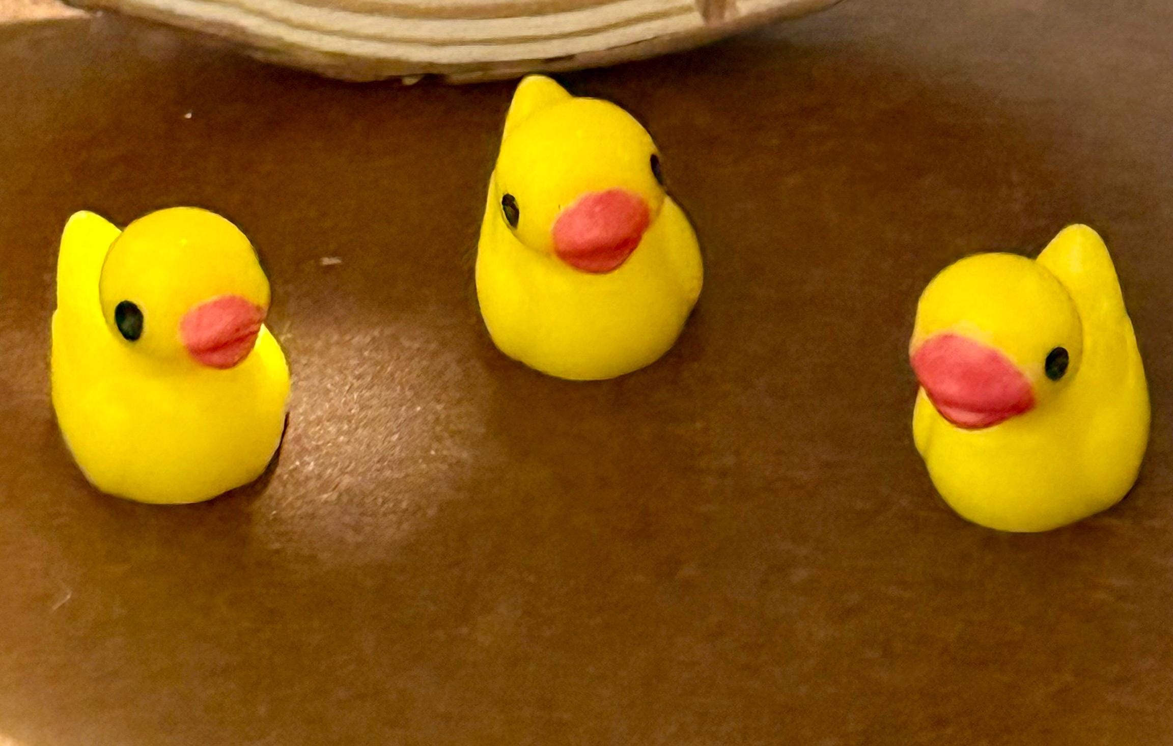 miniature yellow ducks-set of 3