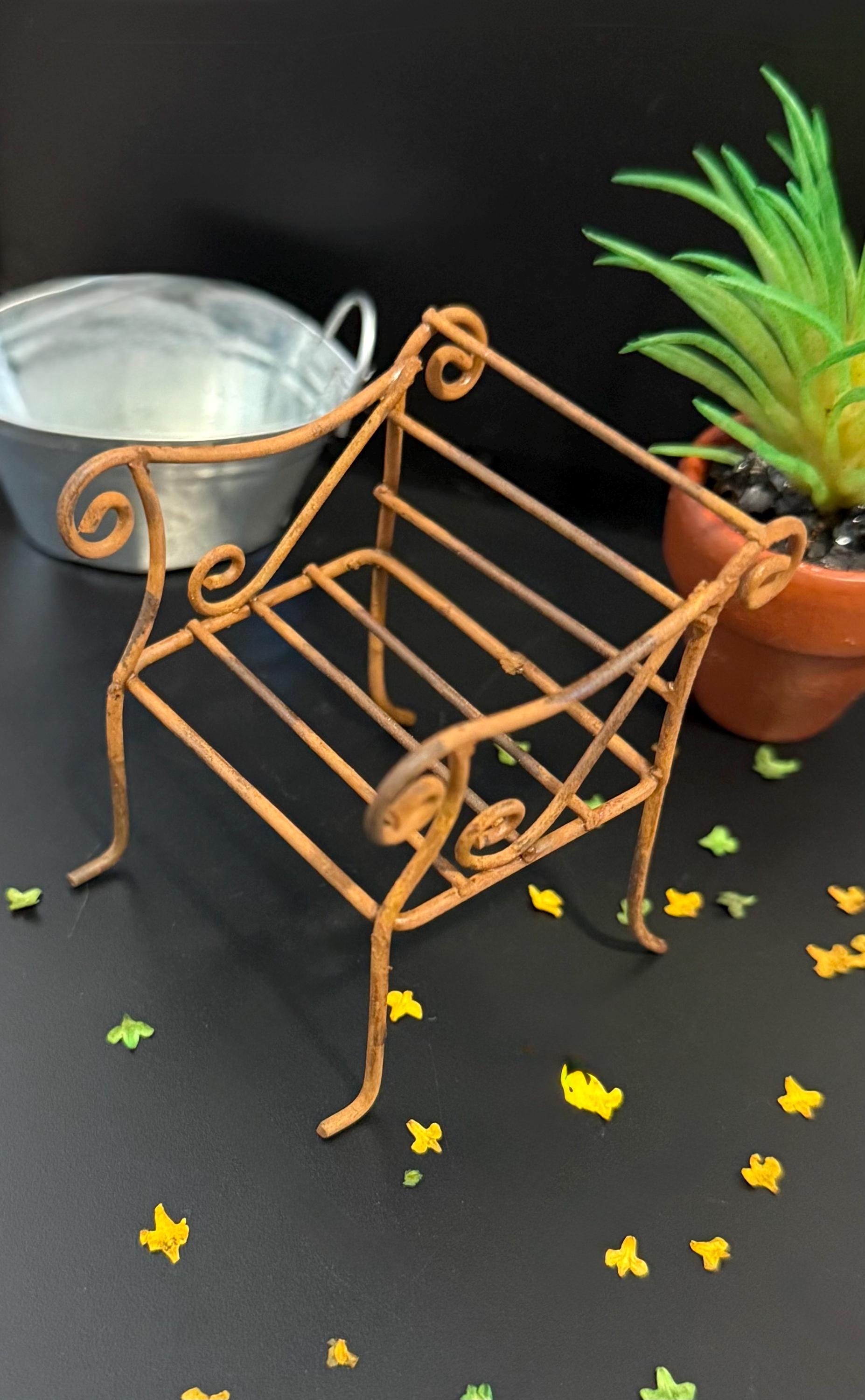 Miniature rustic outdoor metal chair-1:12 scale
