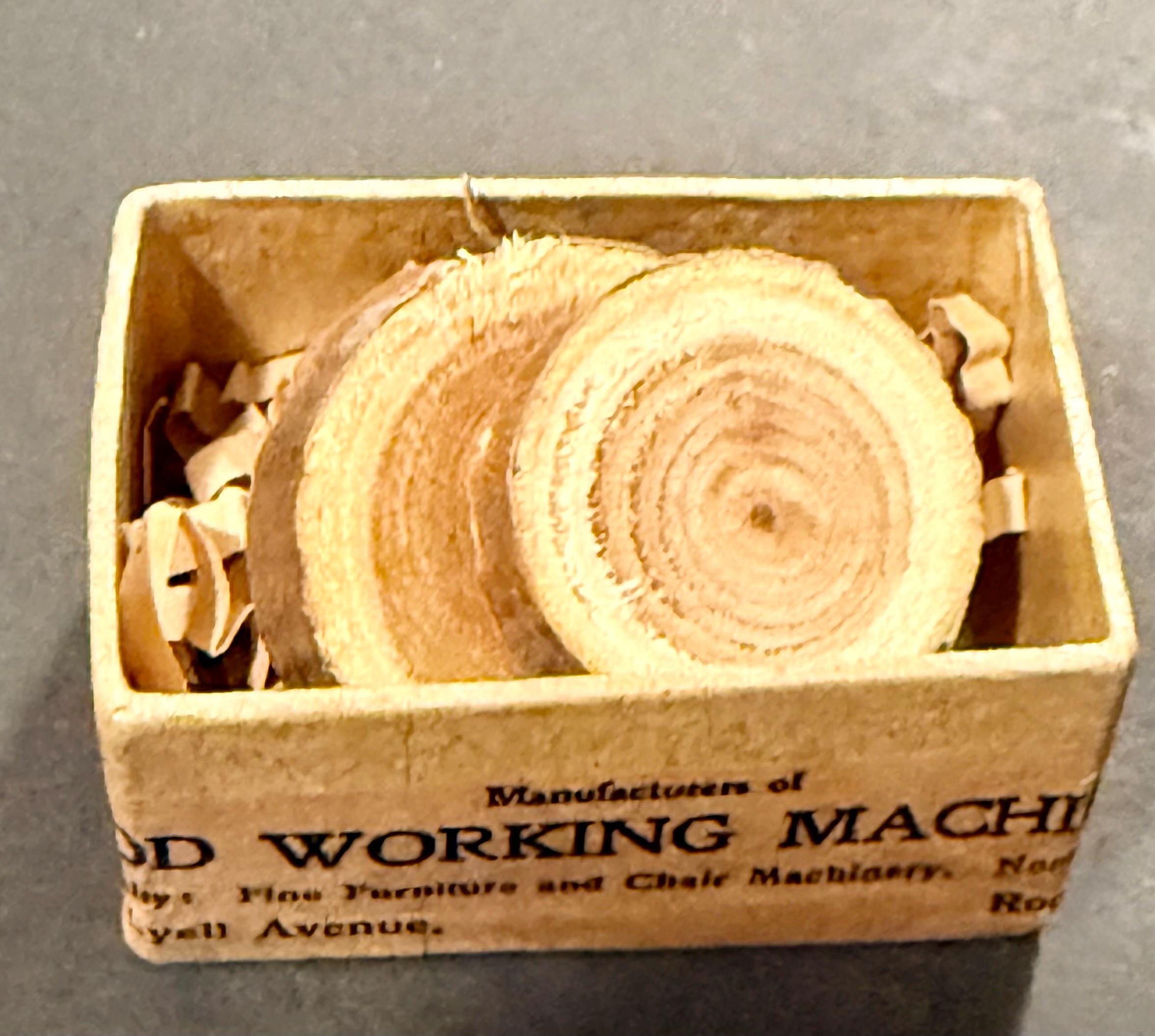 miniature vintage gift box-woodworking design