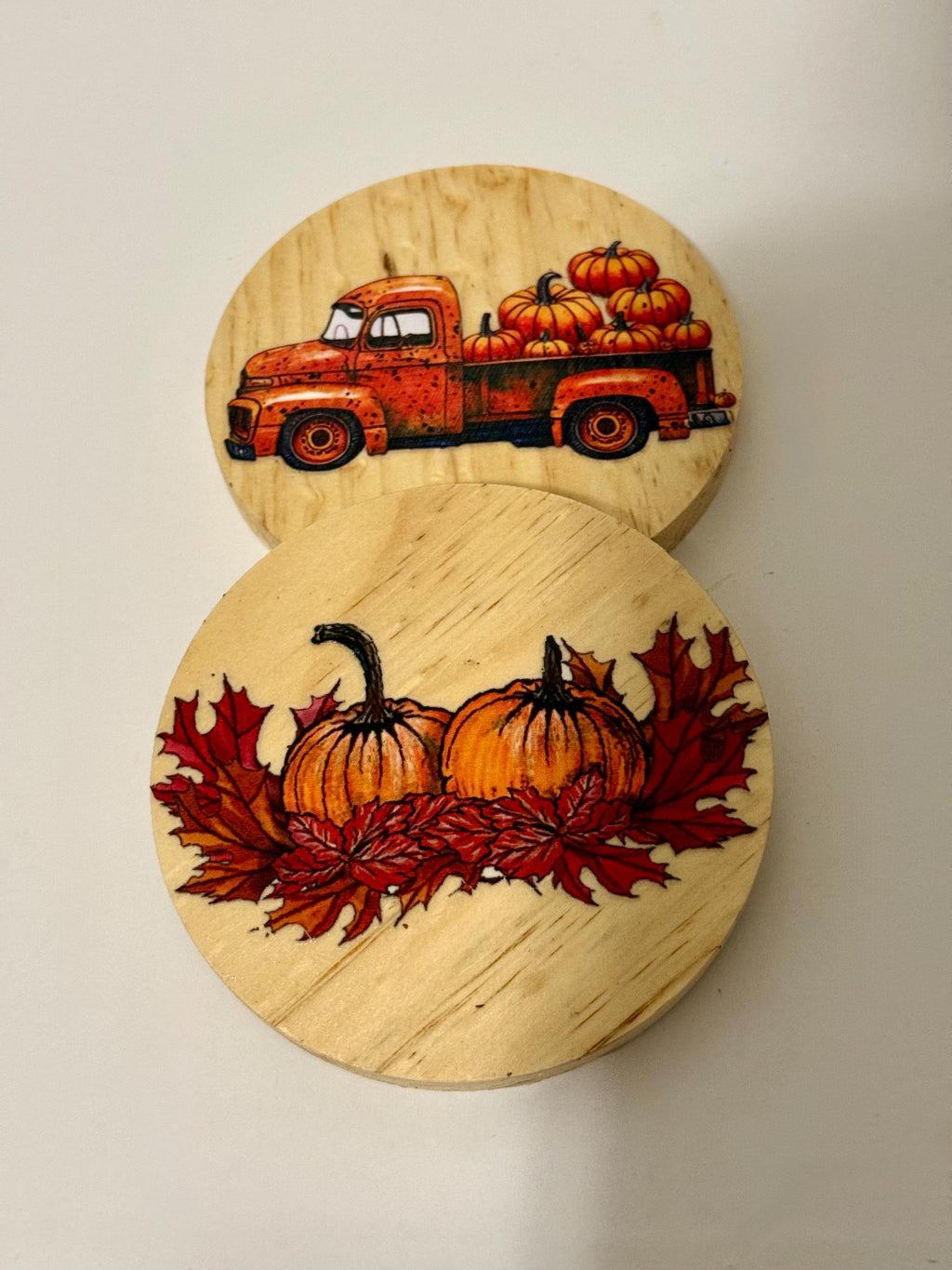 Coaster set with pumpkins and truck
