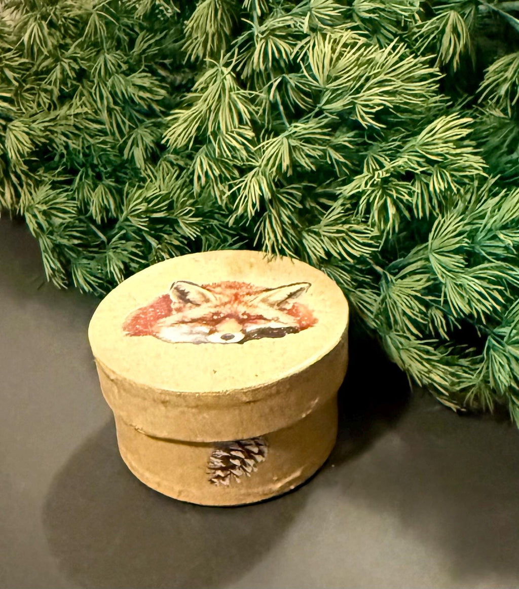 Miniature Christmas Winter Fox theme Gift Box with miniature(s) inside