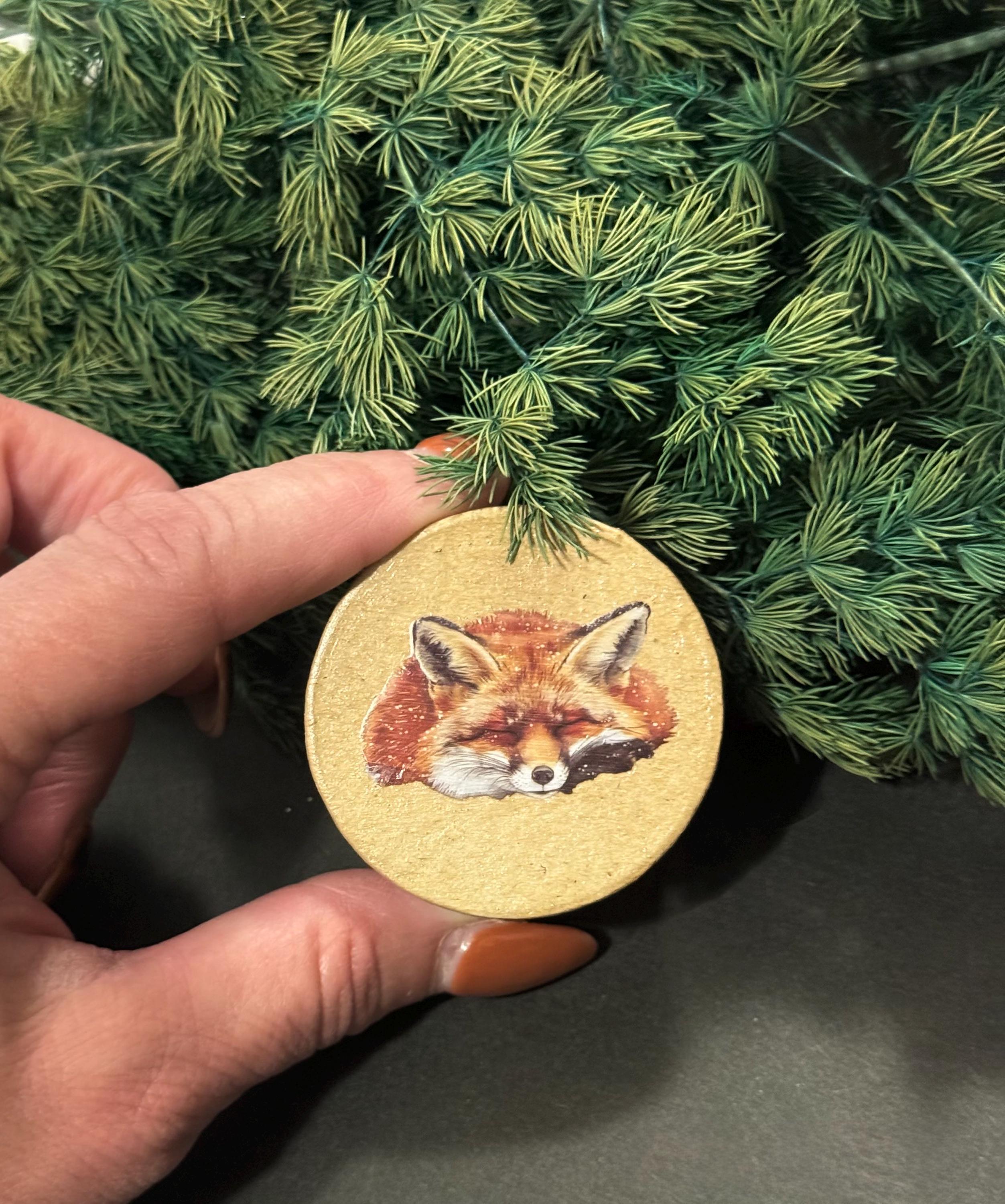 Miniature Christmas Winter Fox theme Gift Box with miniature(s) inside