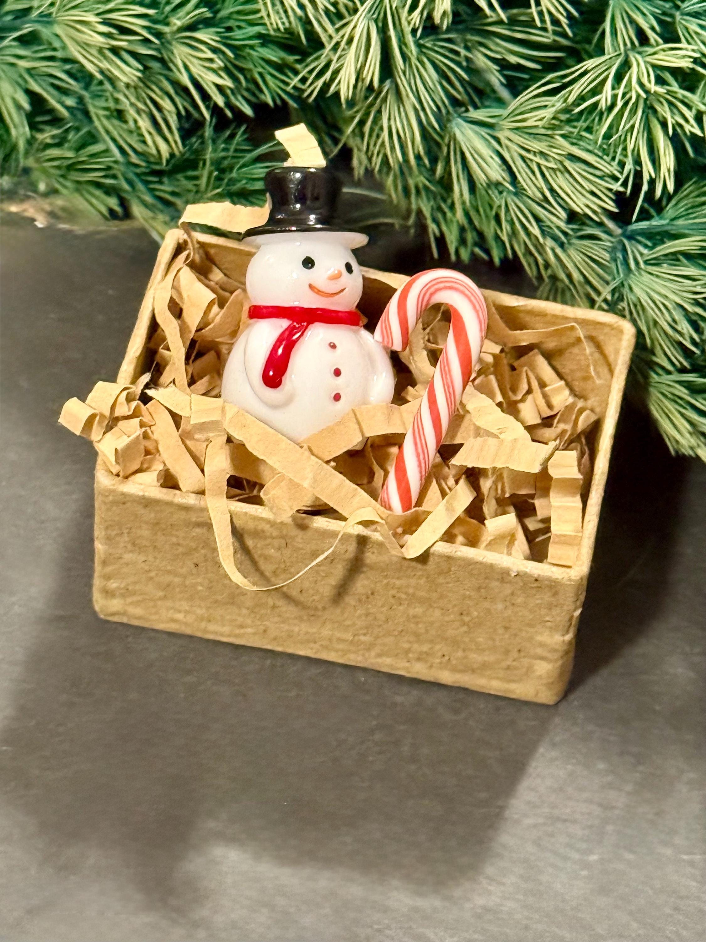 Miniature Christmas Snowman theme Gift Box with miniature(s) inside