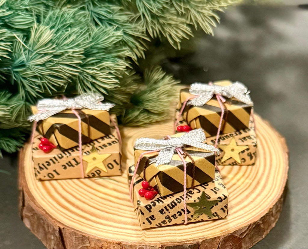 Miniature gift packages-1:12 scale