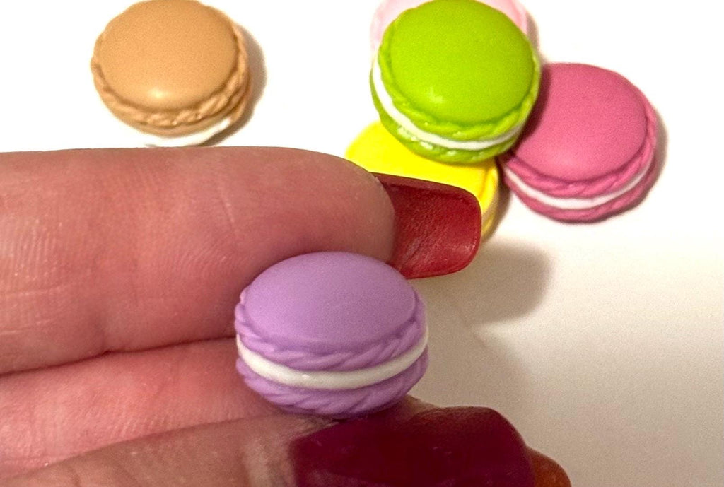 Miniature colorful macaron cookies -set of 6