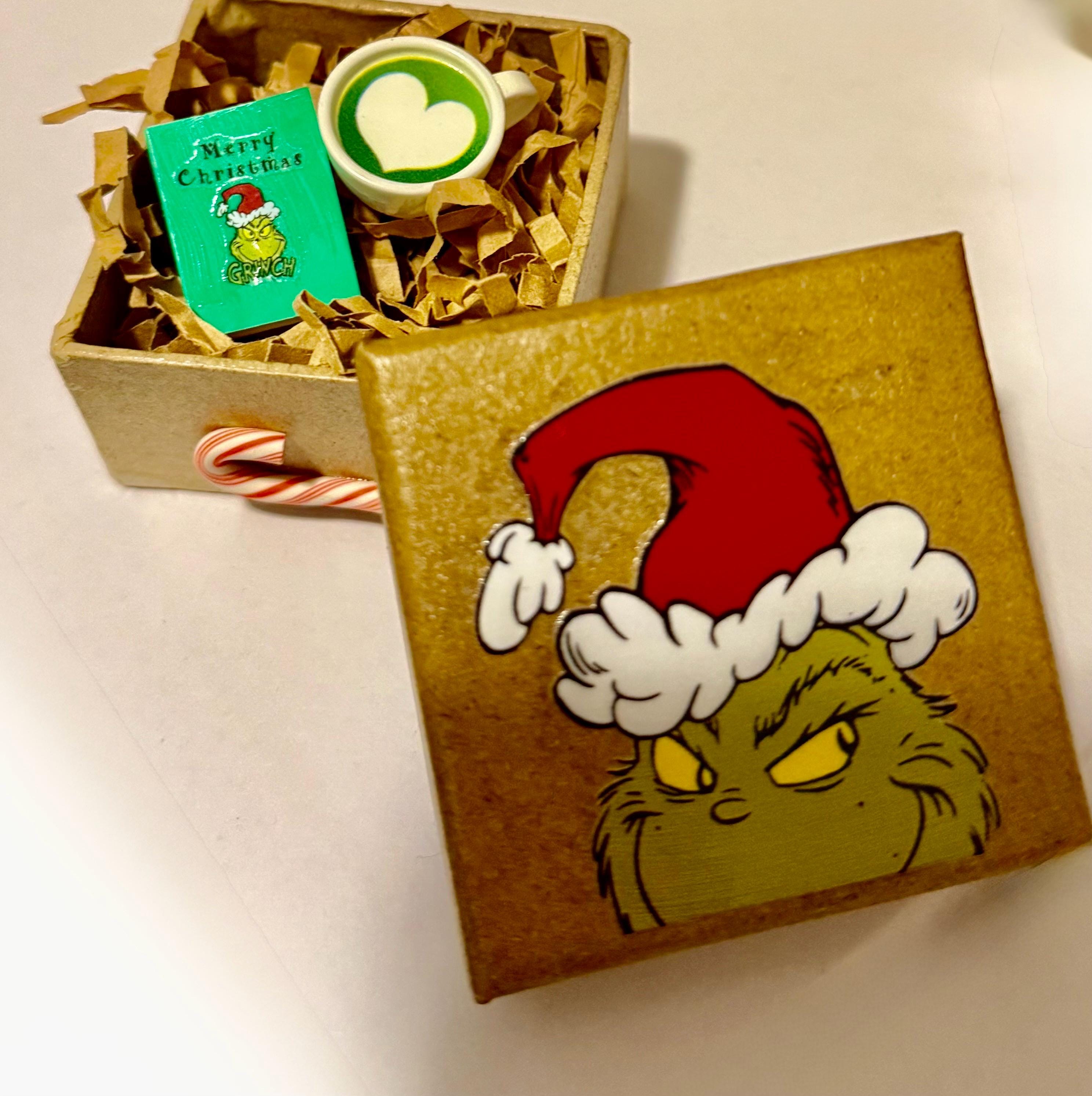 Miniature Christmas The Grinch theme Gift Box with miniature(s) inside