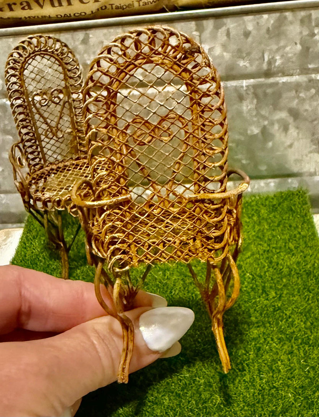 Miniature metal rusted outside chair with heart design-1:12 scale