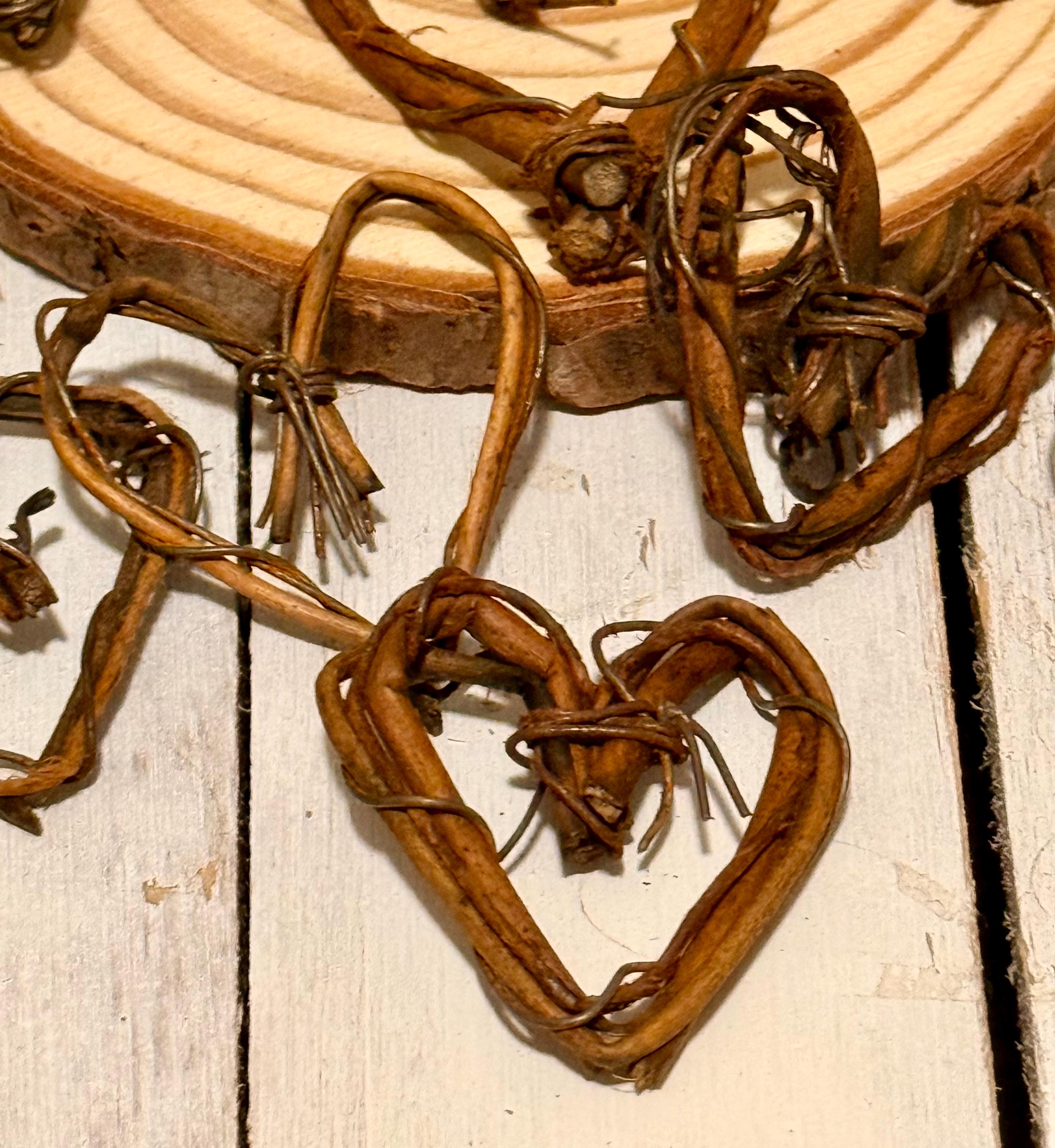 Miniature grapevine hearts-set of 3