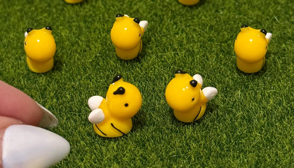 Miniature Bee Figurines (Set of 3) – Fairy Garden, Dollhouse Decor