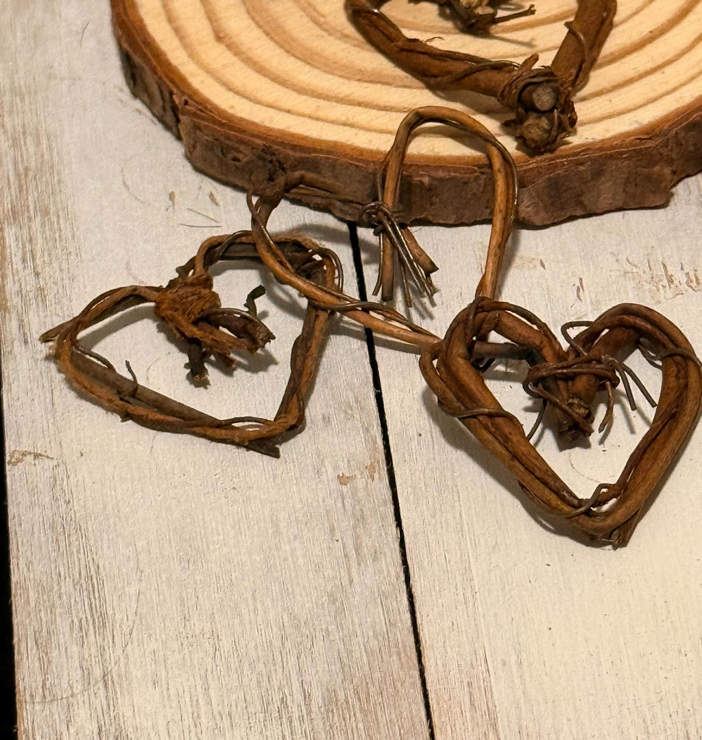 Miniature grapevine hearts-set of 3