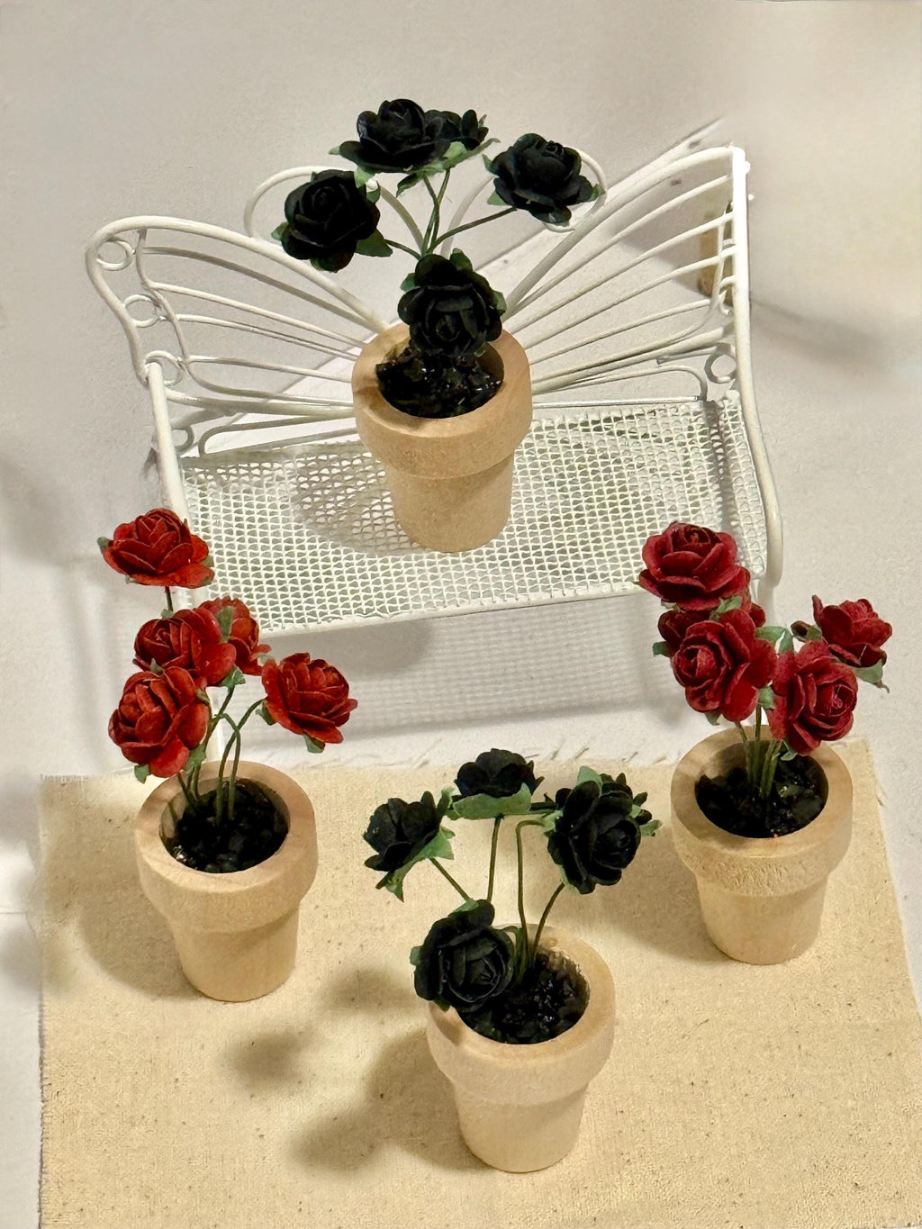 Miniature flower pot with roses:dollhouse scale