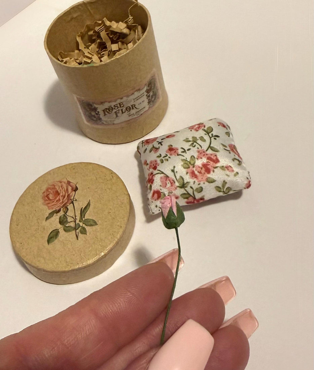 Miniature Paper Mache Gift Box:French Floral Themed with miniatures