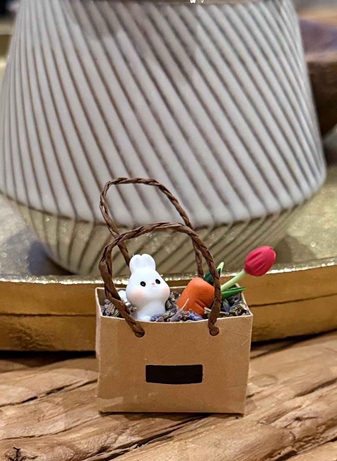 Miniature Easter Shopping Bag with Bunny, Carrot, Tulip (1:12 Scale)