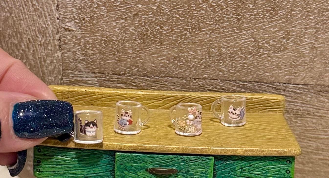 Miniature Cat Beverage Cups Set: Dollhouse Scale Drinkware for Decor