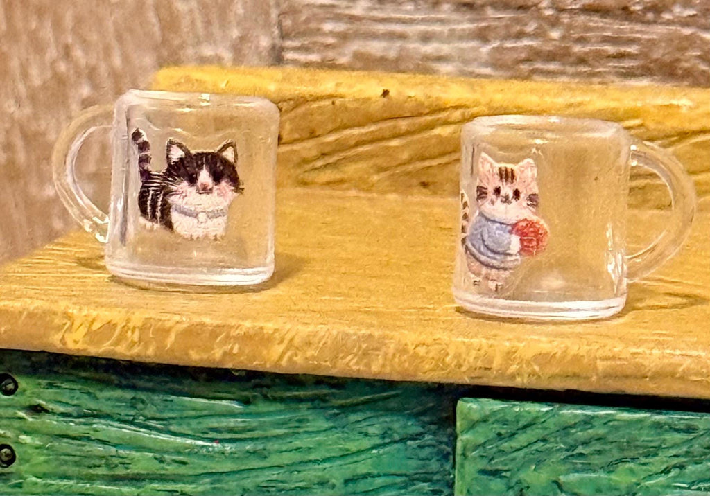 Miniature Cat Beverage Cups Set: Dollhouse Scale Drinkware for Decor
