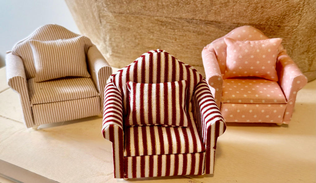 Dollhouse miniature chair with pillow-3 choices