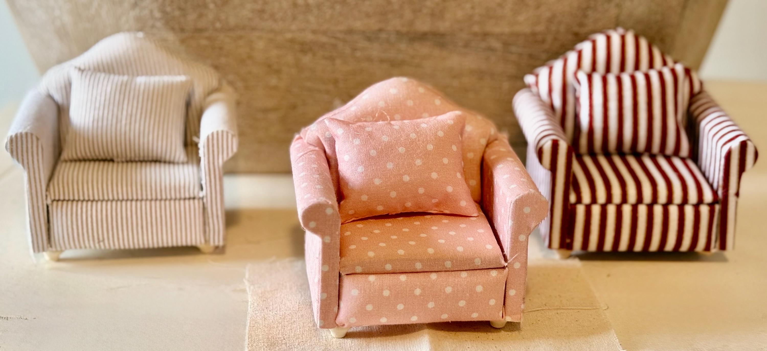 Dollhouse miniature chair with pillow-3 choices