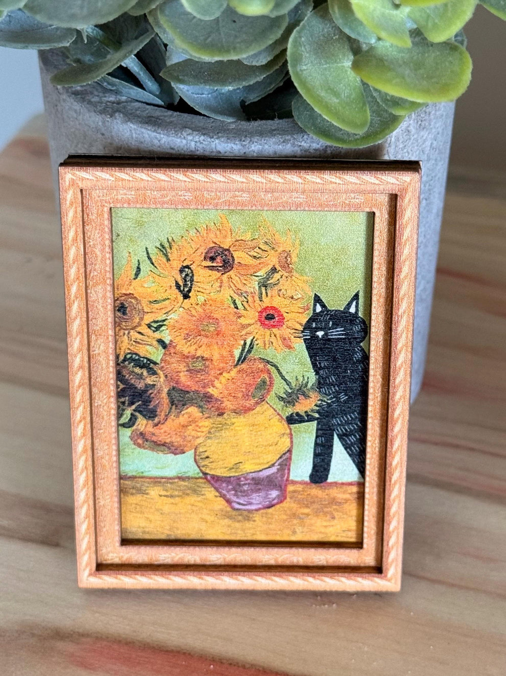 Decorative art framed cat and flowers fridge magnets