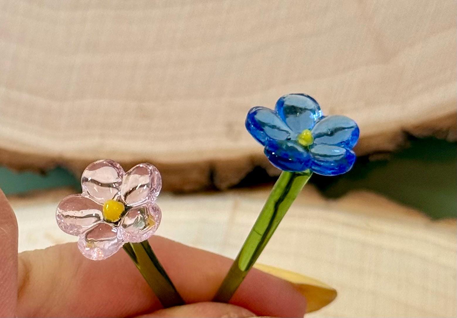 Miniature glass flowers
