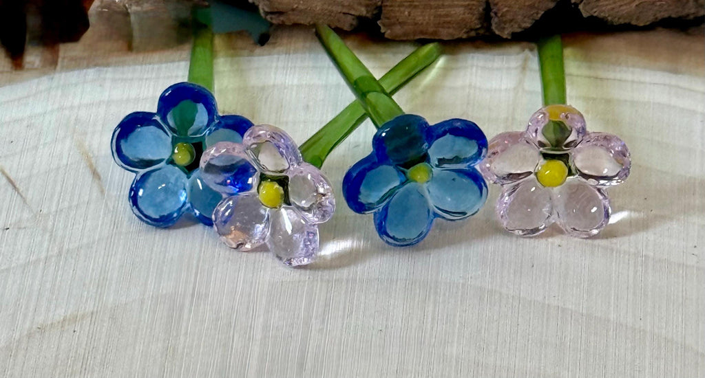 Miniature glass flowers
