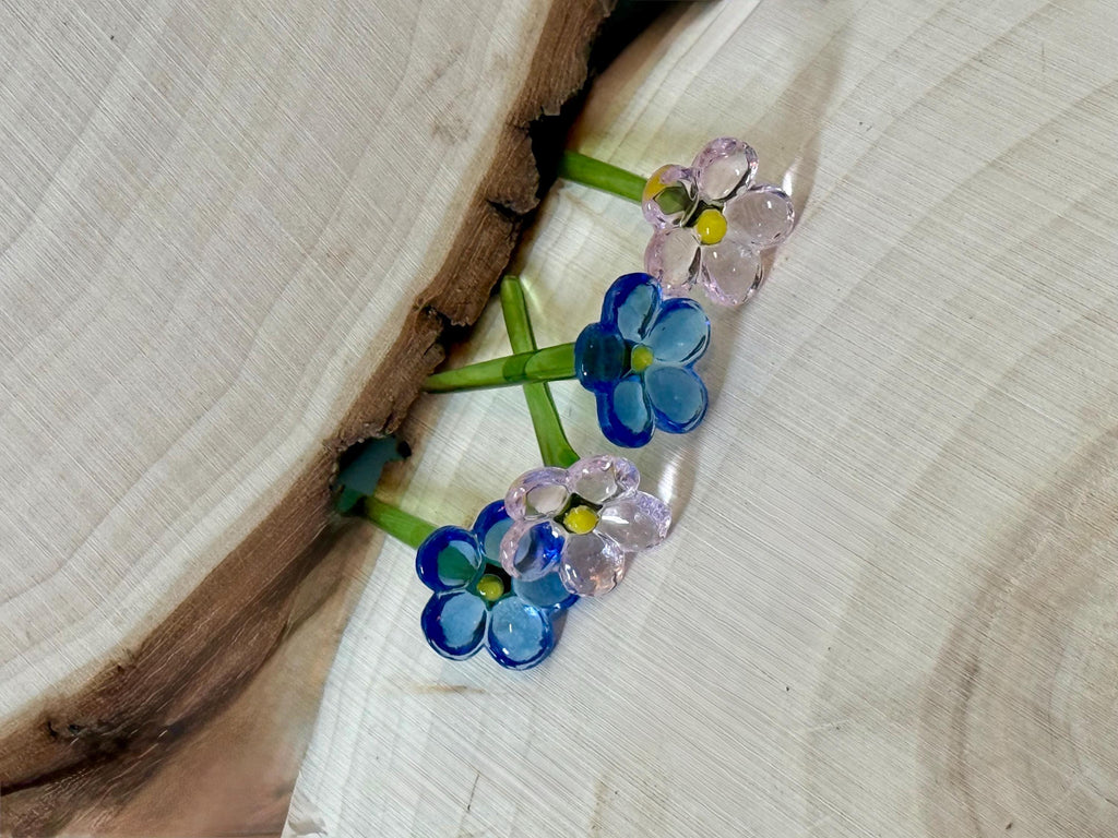 Miniature glass flowers