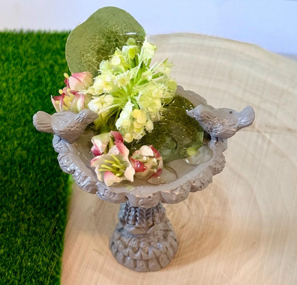 Miniature bird bath designed figurines