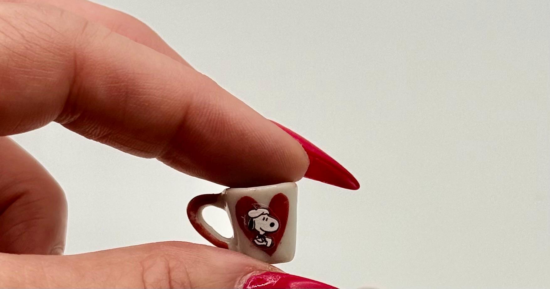 Miniature Heart Snoopy mugs- dollhouse scale