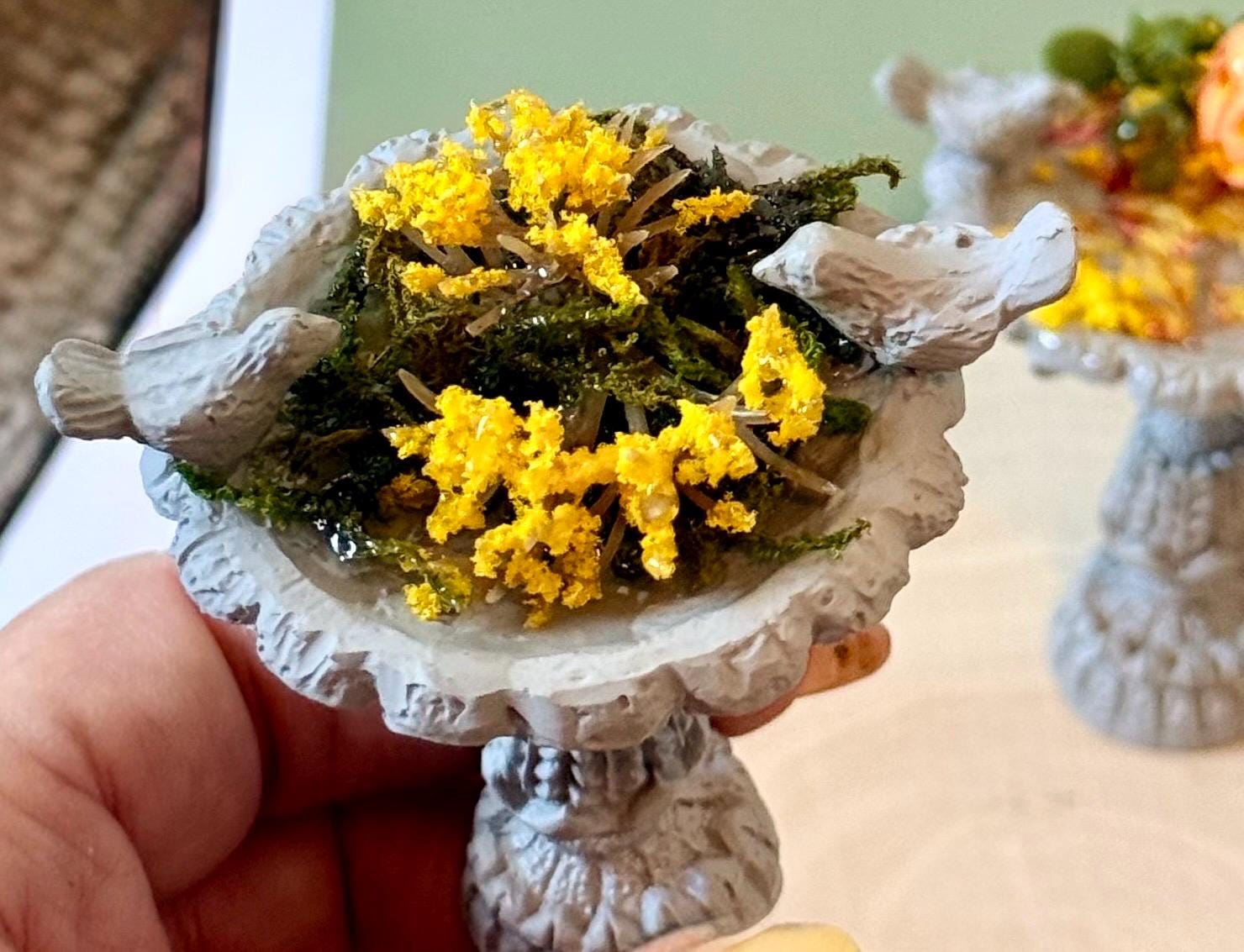 Miniature bird bath designed figurines-Fall Theme