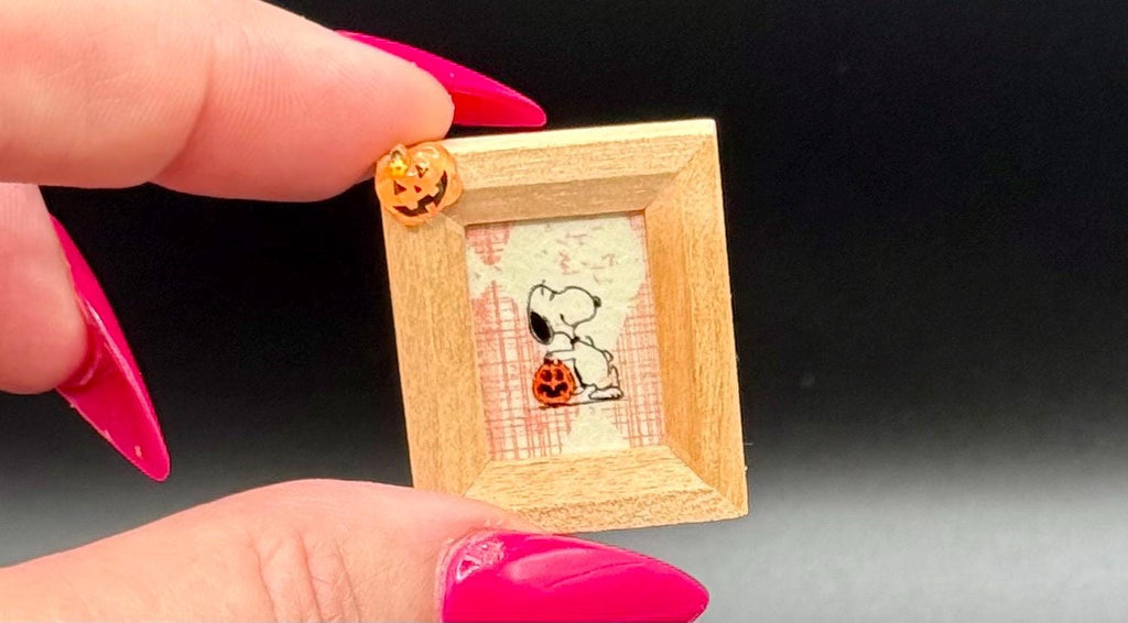 Miniature Picture frames with Halloween  Snoopy Peanuts design