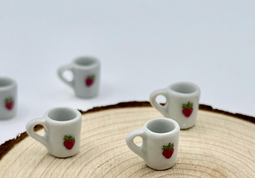 Miniature strawberry design coffee mugs