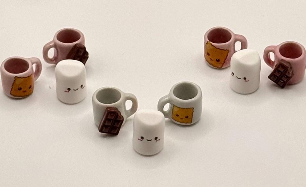 Miniature Graham cracker and Chocolate Smores coffee mugs with Mini marshmallow- set of 3