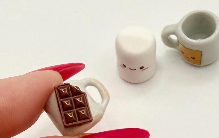 Miniature Graham cracker and Chocolate Smores coffee mugs with Mini marshmallow- set of 3