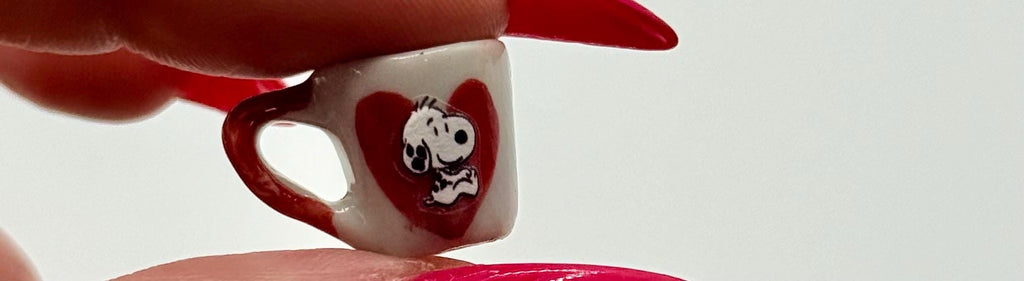 Miniature Heart Snoopy mugs- dollhouse scale