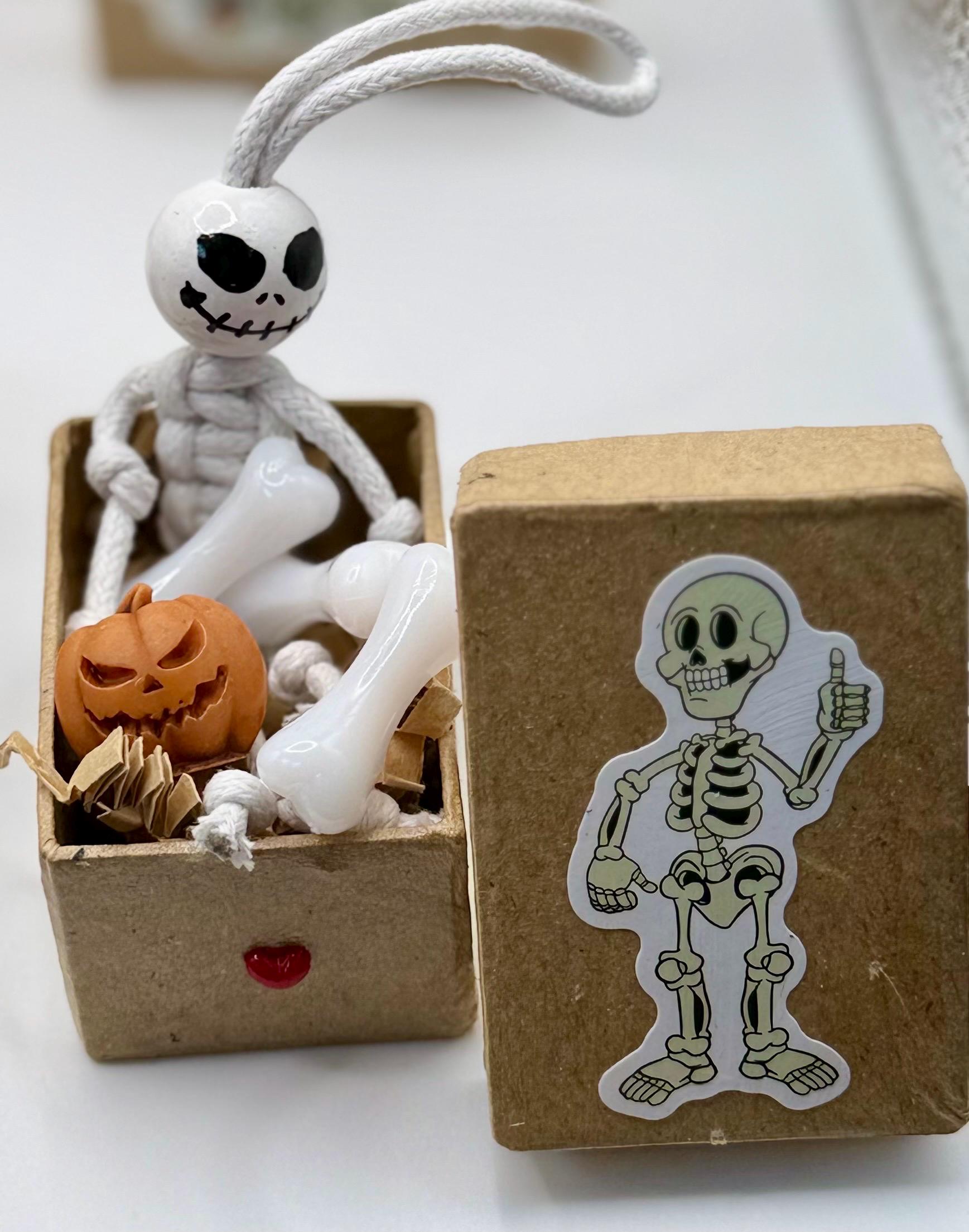 Miniature keepsake gift box-skeleton theme