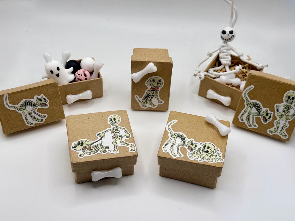Miniature keepsake gift box- Cat,Dog, skeleton theme