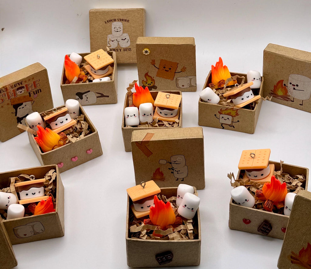 Miniature Graham Cracker and Chocolate Marshmallow decorative gift/collector box -S’mores theme
