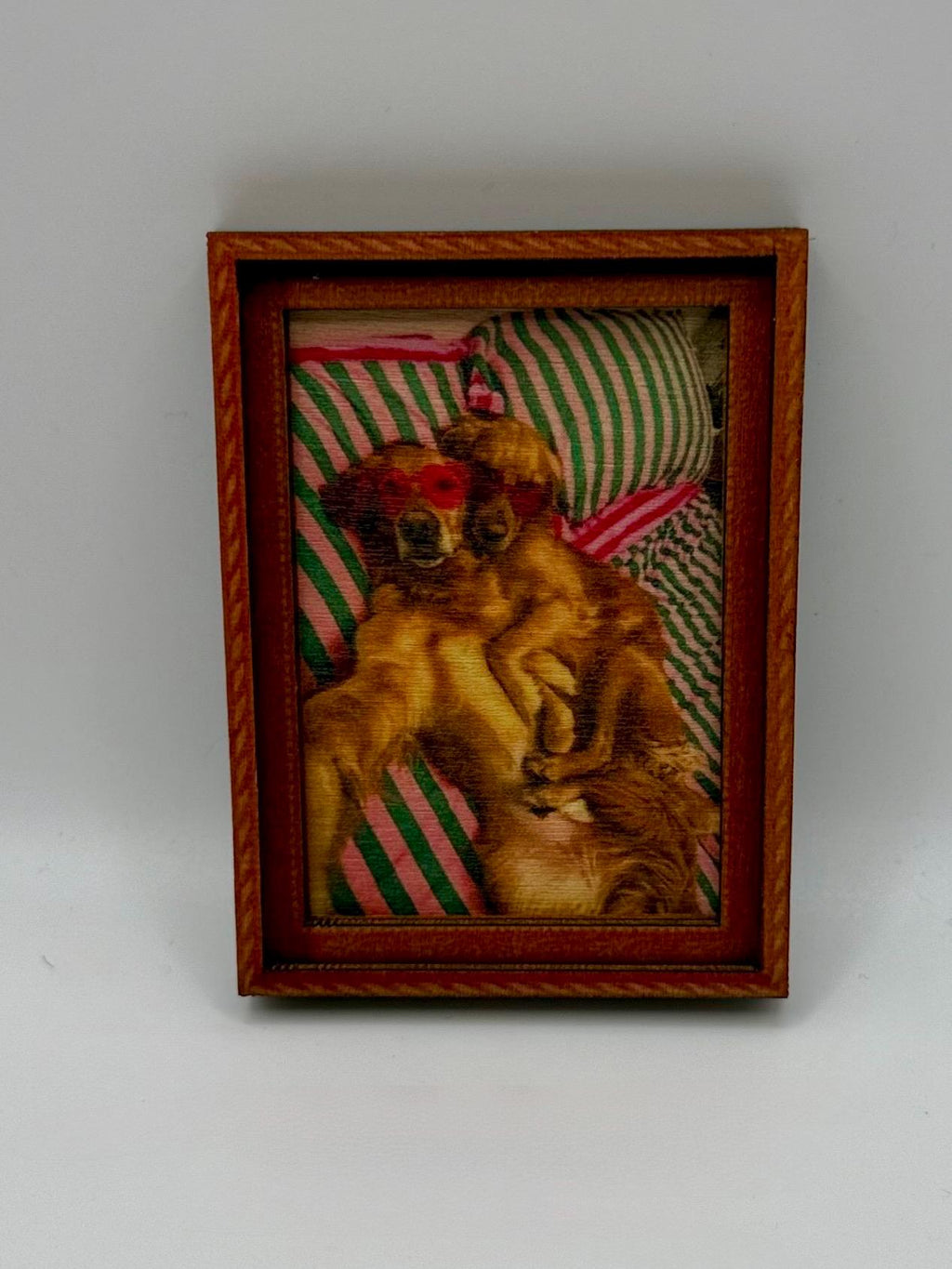 Decorative wood art framed magnets- 2  golden retrievers beach/poolside